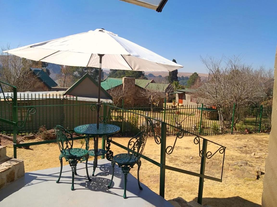 Kliphuisjes Dullstroom Bagian luar foto