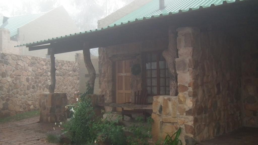 Kliphuisjes Dullstroom Bagian luar foto