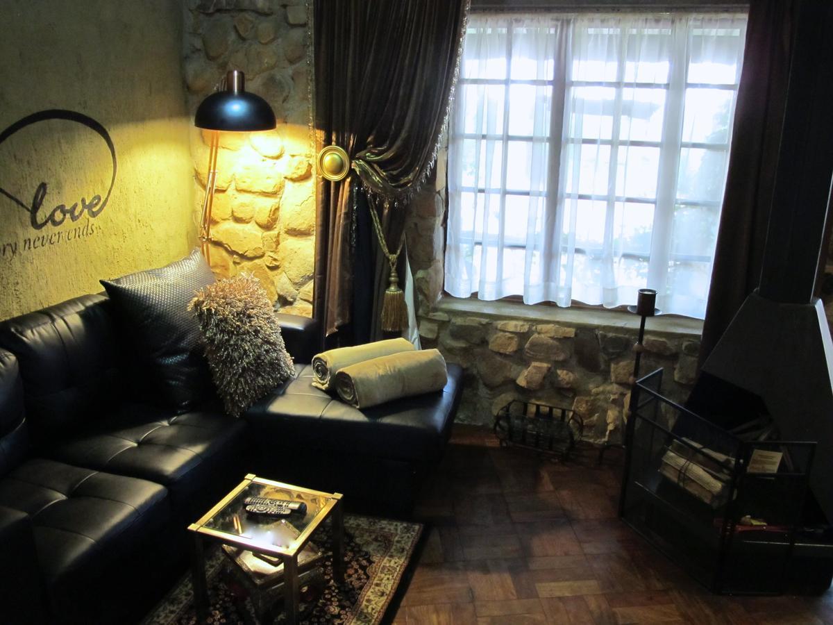 Kliphuisjes Dullstroom Bagian luar foto