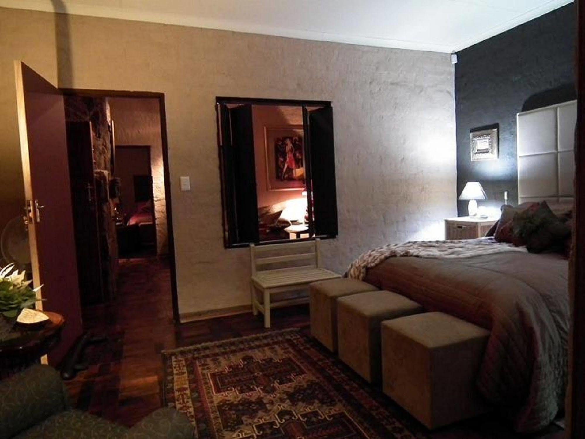 Kliphuisjes Dullstroom Bagian luar foto