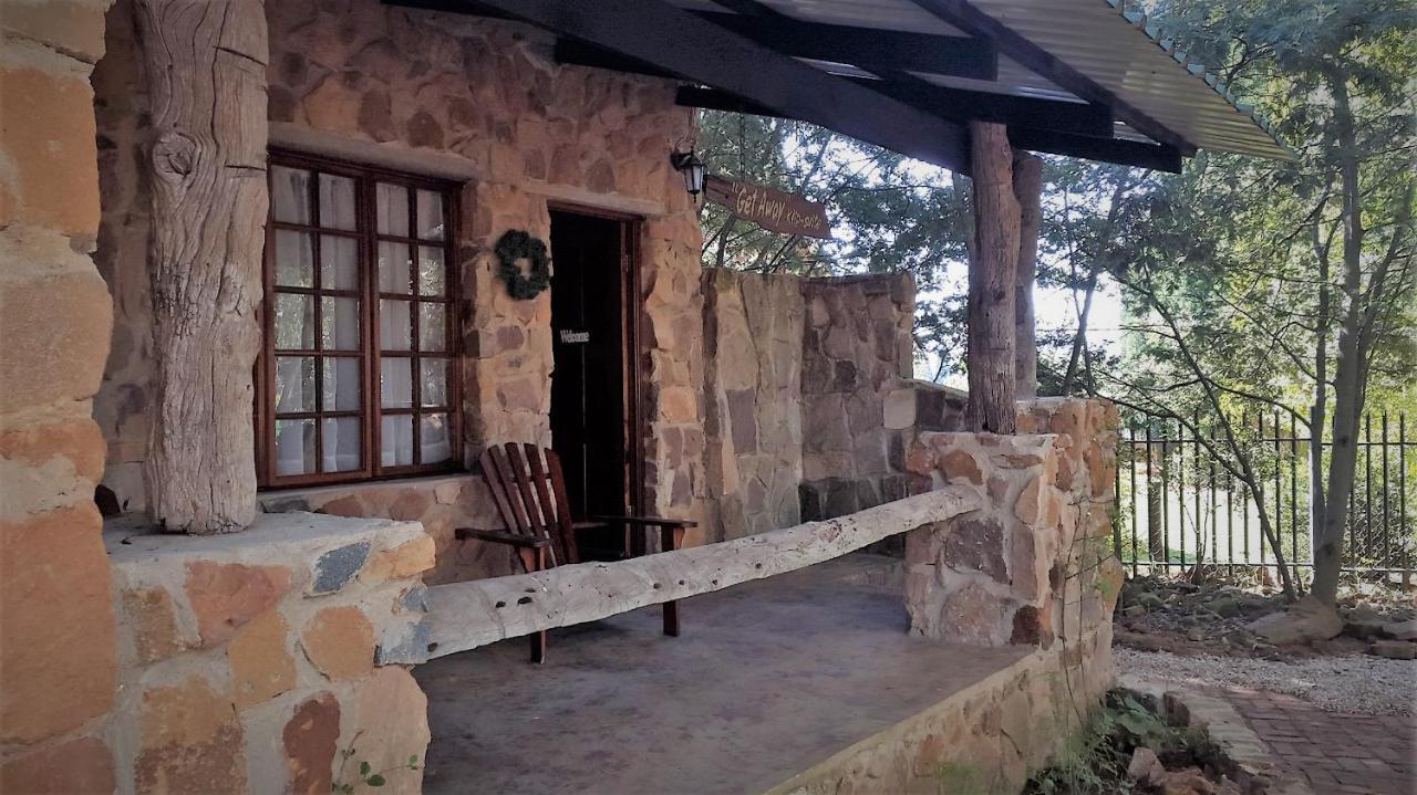 Kliphuisjes Dullstroom Bagian luar foto